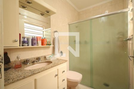 Casa à venda com 220m², 3 quartos e 3 vagasBanheiro Social