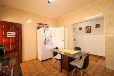 Casa à venda com 220m², 3 quartos e 3 vagasCasa dos Fundos