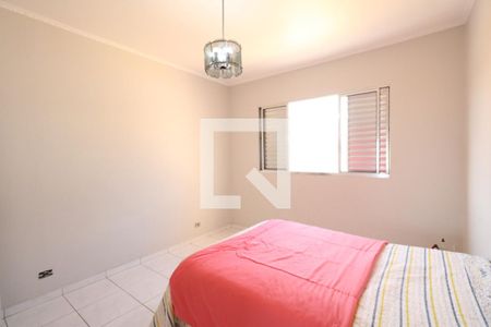 Casa à venda com 220m², 3 quartos e 3 vagasCasa dos Fundos