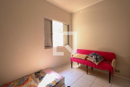 Casa à venda com 220m², 3 quartos e 3 vagasCasa dos Fundos