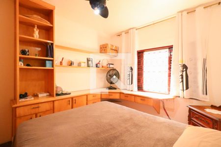 Casa à venda com 220m², 3 quartos e 3 vagasQuarto 2