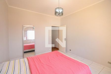 Casa à venda com 220m², 3 quartos e 3 vagasCasa dos Fundos