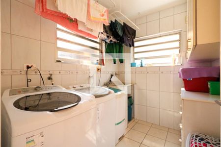 Casa à venda com 220m², 3 quartos e 3 vagasÁrea de Serviço