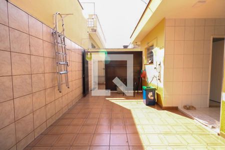 Casa à venda com 220m², 3 quartos e 3 vagasQuintal e Churrasqueira