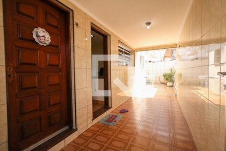 Casa à venda com 220m², 3 quartos e 3 vagasCasa dos Fundos