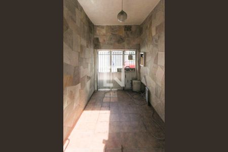 Casa à venda com 96m², 2 quartos e 1 vagaGaragem