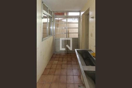 Casa à venda com 96m², 2 quartos e 1 vagaÁrea de Serviço