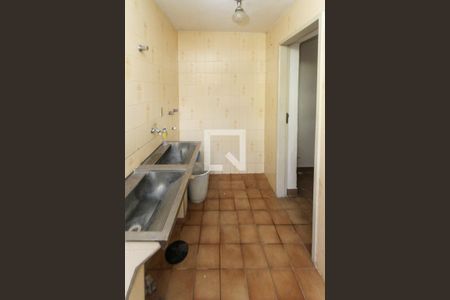 Casa à venda com 96m², 2 quartos e 1 vagaÁrea de Serviço