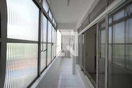 Apartamento à venda com 137m², 3 quartos e 1 vagaÁrea de Serviço