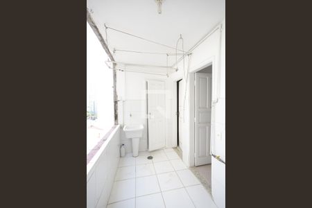 Apartamento à venda com 137m², 3 quartos e 1 vagaÁrea de Serviço