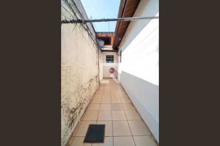 Casa à venda com 105m², 3 quartos e 1 vaga Casa à venda com 105m², 3 quartos e 1 vagaCorredor Lateral