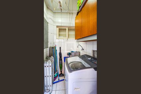 Casa de condomínio à venda com 100m², 3 quartos e 2 vagasÁrea de Serviço