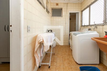 Apartamento para alugar com 146m², 4 quartos e 3 vagas Apartamento para alugar com 146m², 4 quartos e 3 vagasÁrea de Serviço