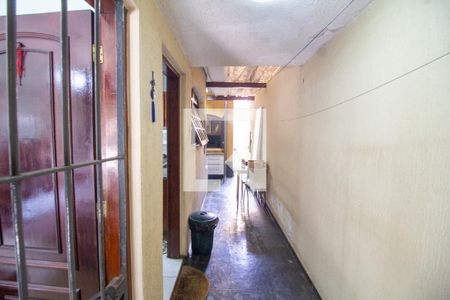 Casa à venda com 125m², 2 quartos e 2 vagas Casa à venda com 125m², 2 quartos e 2 vagasCorredor