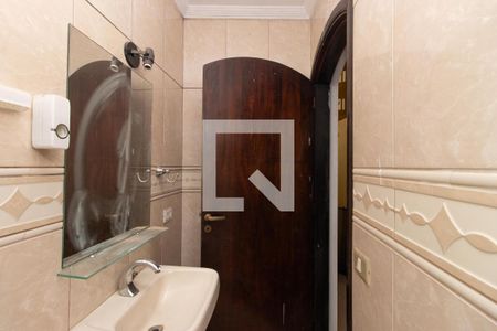 Banheiro de casa para alugar com 1 quarto, 65m² em Vila Santa Terezinha (zona Norte), São Paulo