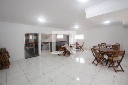 Apartamento à venda com 75m², 2 quartos e 1 vagaÁrea comum