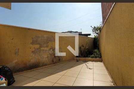 Casa à venda com 300m², 4 quartos e 5 vagasQuintal
