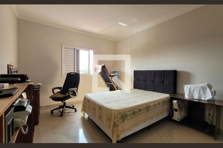 Casa à venda com 300m², 4 quartos e 5 vagasQuarto 2