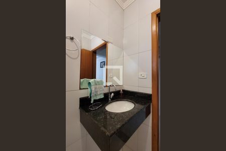 Casa à venda com 300m², 4 quartos e 5 vagasLavabo