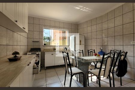 Casa à venda com 300m², 4 quartos e 5 vagasCozinha - Casa 2