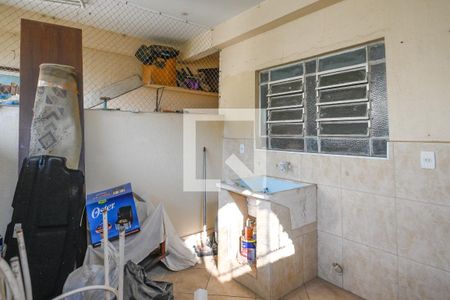 Casa para alugar com 120m², 2 quartos e 2 vagas Casa para alugar com 120m², 2 quartos e 2 vagasÁrea de Serviço 2