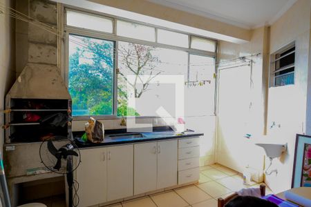 Casa para alugar com 120m², 2 quartos e 2 vagas Casa para alugar com 120m², 2 quartos e 2 vagasÁrea de Serviço 1 - Churrasqueira