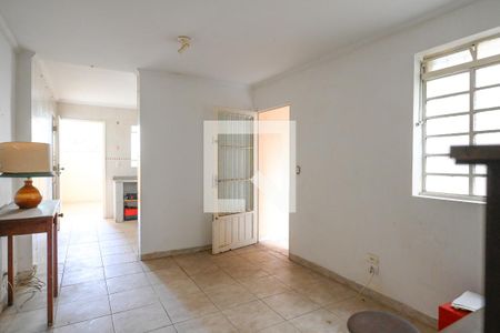 Casa para alugar com 120m², 2 quartos e 2 vagas Casa para alugar com 120m², 2 quartos e 2 vagasSala 2