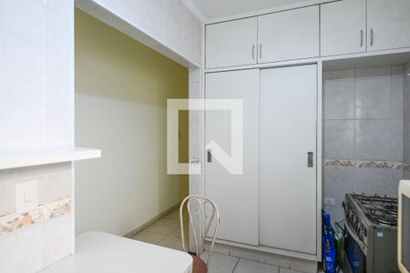 Casa para alugar com 120m², 2 quartos e 2 vagas Casa para alugar com 120m², 2 quartos e 2 vagasCozinha