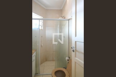 Casa para alugar com 120m², 2 quartos e 2 vagas Casa para alugar com 120m², 2 quartos e 2 vagasBanheiro da Suíte 2