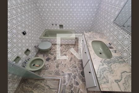 Apartamento para alugar com 200m², 3 quartos e 2 vagasDetalhe Banheiro 1