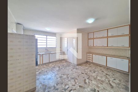 Apartamento para alugar com 200m², 3 quartos e 2 vagasCozinha