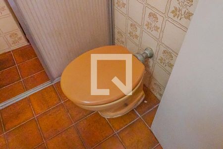 Casa à venda com 161m², 4 quartos e 4 vagasBanheiro 1