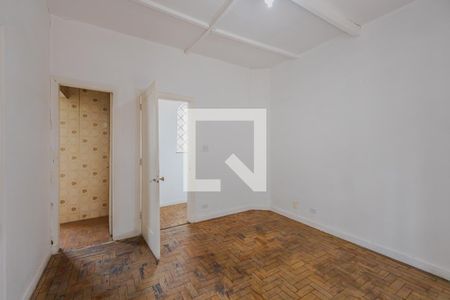 Casa à venda com 161m², 4 quartos e 4 vagasSuíte