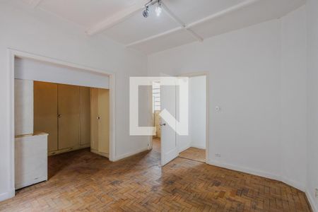 Casa à venda com 161m², 4 quartos e 4 vagasSuíte