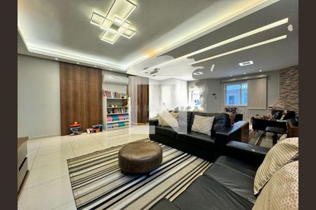 Casa de Condomínio à venda com 4 quartos, 258m² em Jardim Prudência, São Paulo