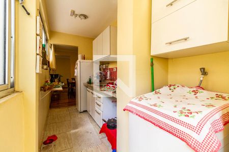 Apartamento à venda com 66m², 3 quartos e 1 vagaÁrea de Serviço