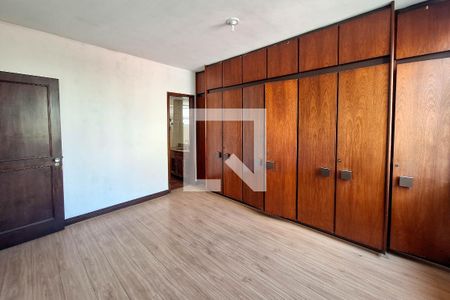 Apartamento à venda com 125m², 3 quartos e 1 vagaSuíte