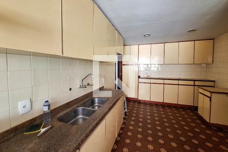 Apartamento à venda com 125m², 3 quartos e 1 vagaCozinha