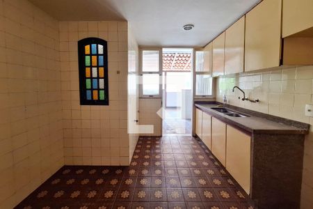 Apartamento à venda com 125m², 3 quartos e 1 vagaCozinha