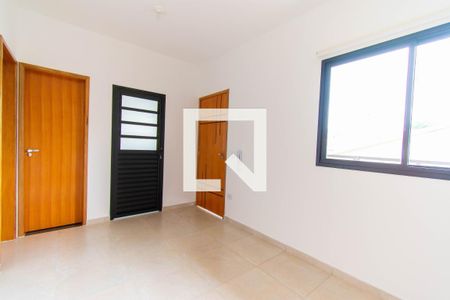 Casa de Condomínio para alugar com 2 quartos, 27m² em Vila Santa Clara, São Paulo