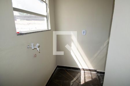 Casa para alugar com 60m², 2 quartos e sem vagaÁrea de Serviço