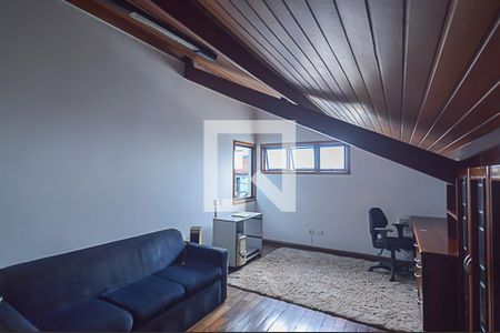 Casa à venda com 300m², 3 quartos e 5 vagasEscritório