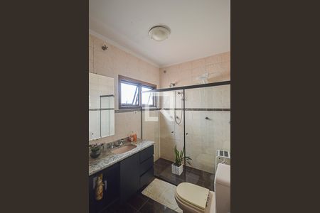 Casa à venda com 300m², 3 quartos e 5 vagasBanheiro 1