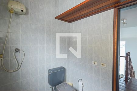 Casa à venda com 300m², 3 quartos e 5 vagasBanheiro 2