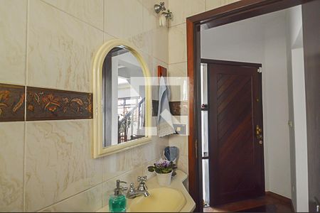 Casa à venda com 300m², 3 quartos e 5 vagasLavabo