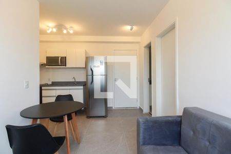 Sala  de apartamento para alugar com 2 quartos, 34m² em Chácara Califórnia, São Paulo