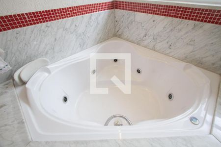 Casa para alugar com 400m², 4 quartos e 2 vagas Casa para alugar com 400m², 4 quartos e 2 vagasBanheiro Suíte 2