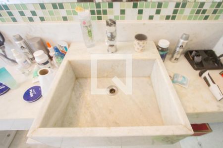 Casa para alugar com 400m², 4 quartos e 2 vagas Casa para alugar com 400m², 4 quartos e 2 vagasBanheiro Suíte 3