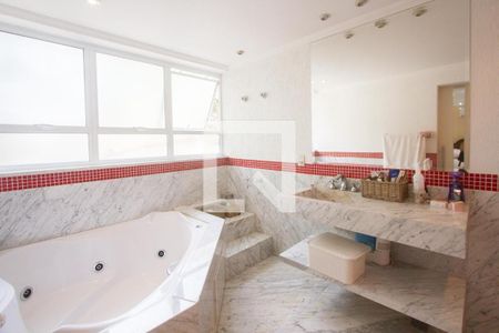 Casa para alugar com 400m², 4 quartos e 2 vagas Casa para alugar com 400m², 4 quartos e 2 vagasBanheiro Suíte 2