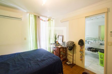 Casa para alugar com 400m², 4 quartos e 2 vagas Casa para alugar com 400m², 4 quartos e 2 vagasSuíte 3